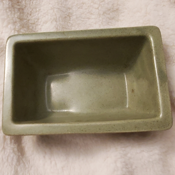 Vintage Haeger Speckled Olive Green Planter, #3991 - Picture 6 of 11